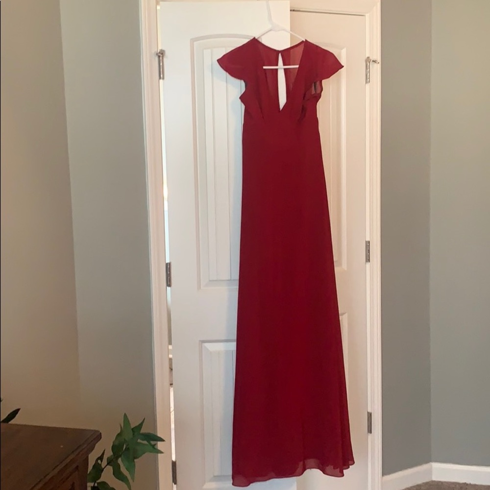Maroon/lipstick red dress. Size M or women’s 6